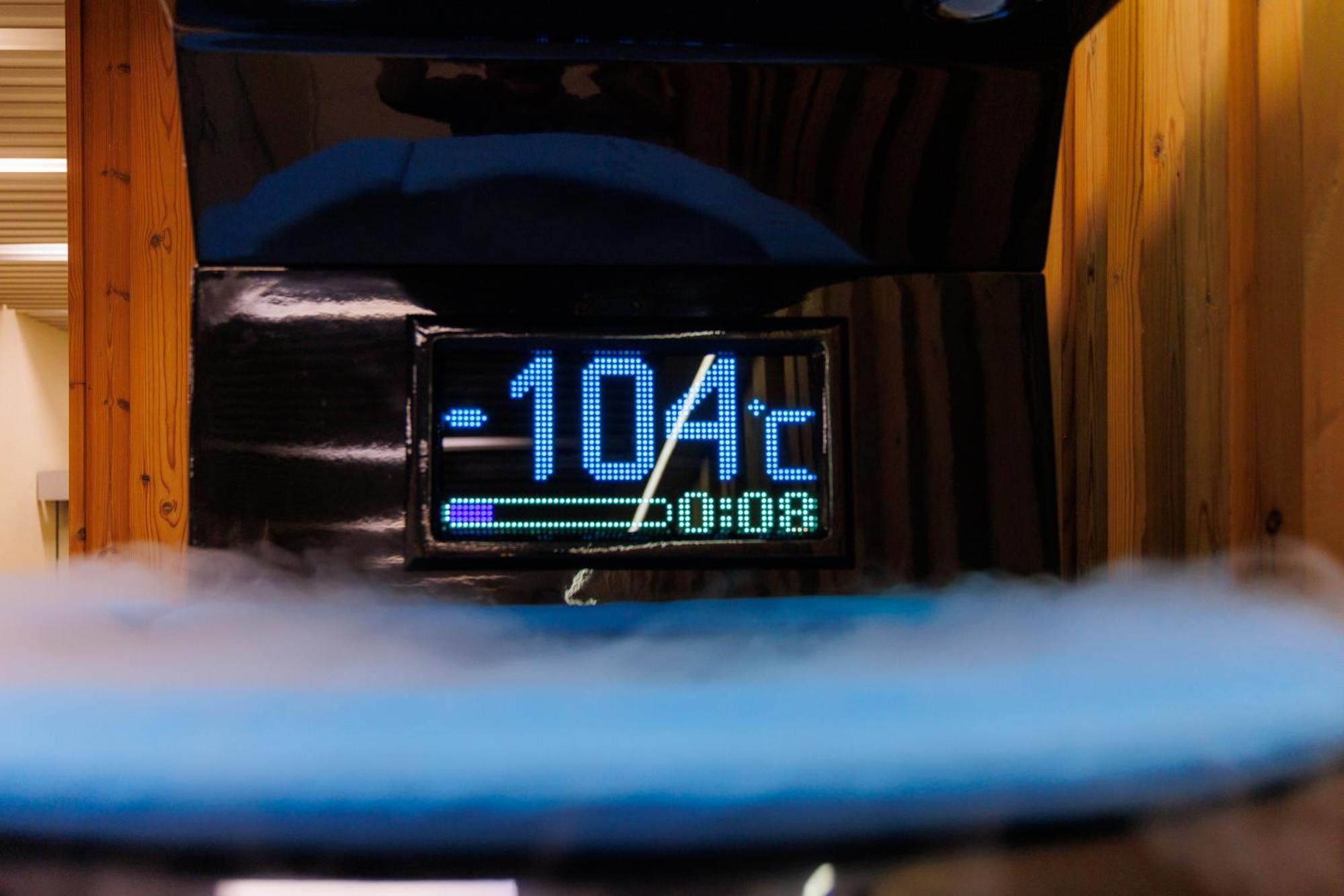 شقق وسبا لاكي بانسكو&ريلاكس الفندقية بالخدمة الذاتية المظهر الخارجي الصورة Temperature of -104 °C (−163 °F) at the South Pole