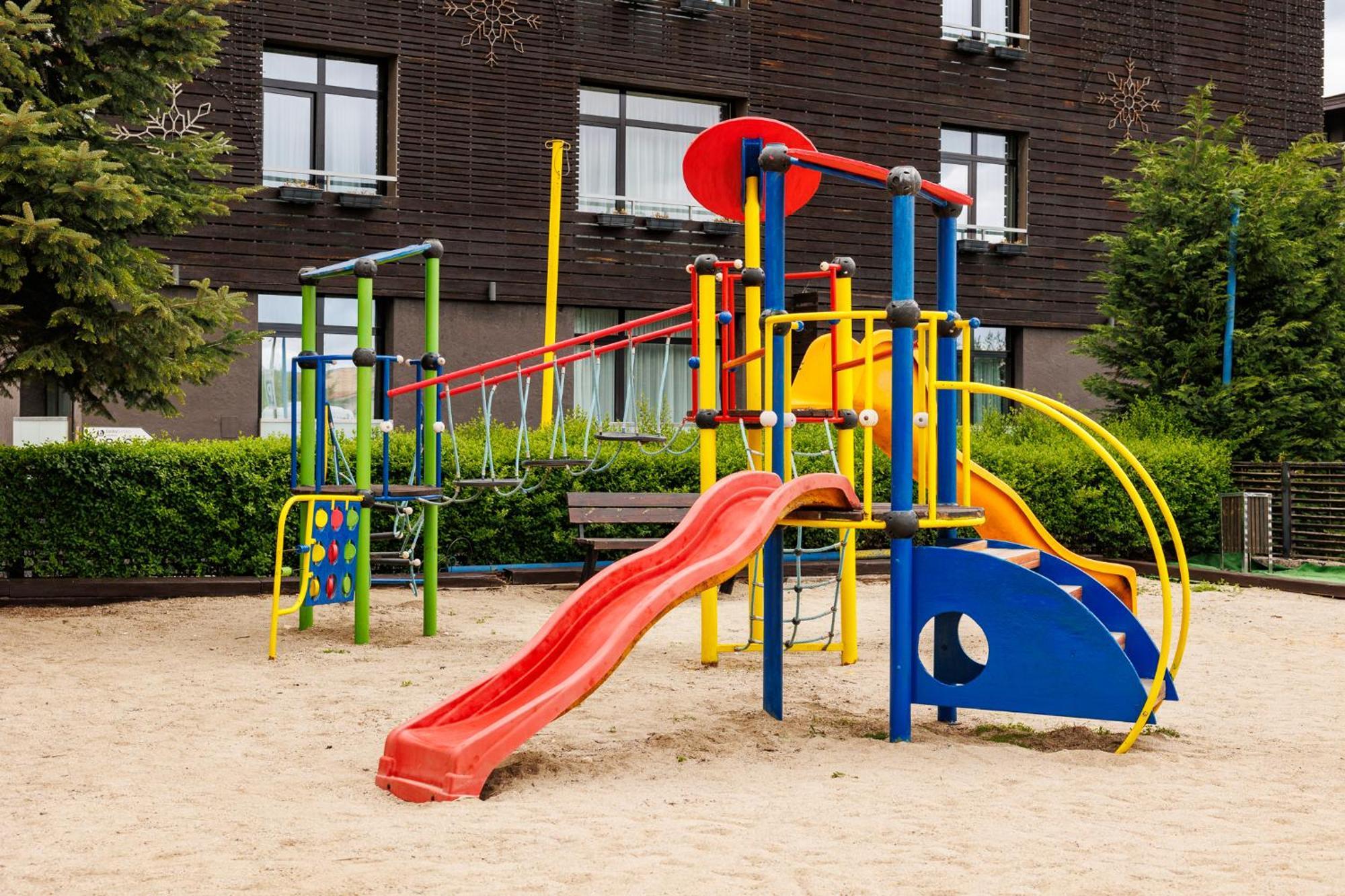 شقق وسبا لاكي بانسكو&ريلاكس الفندقية بالخدمة الذاتية المظهر الخارجي الصورة Playground in Germany